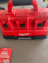 Milwaukee M18 & M12 Rapid Charge Station 48-59-1807 (Set of 2) - Image 2