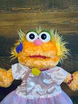 Gund Sesame Street Zoe Plush Hand Puppet with Pink Tutu - Image 6