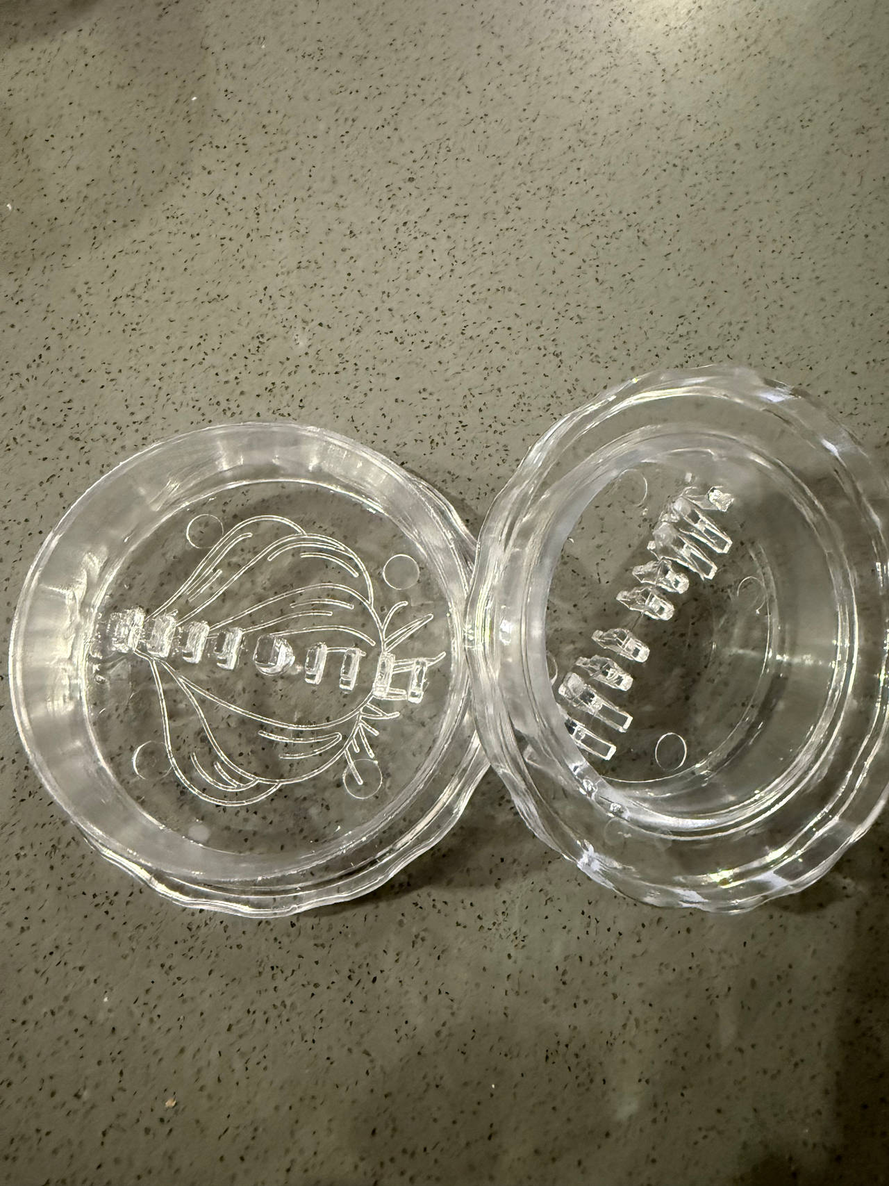 Manual Garlic Twist Crushers box