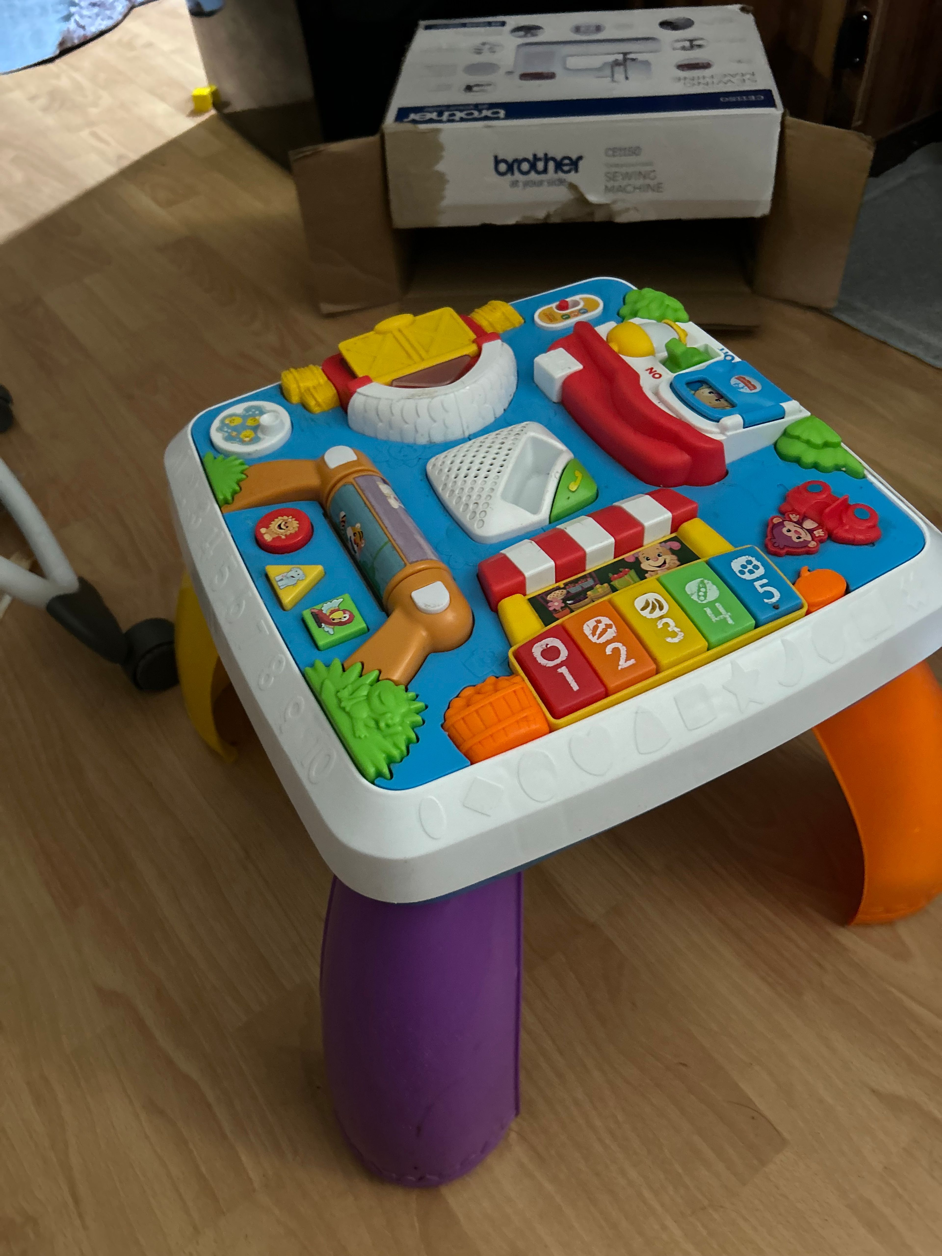 Fisher-Price Laugh & Learn Around the Town Learning Table - Image 2
