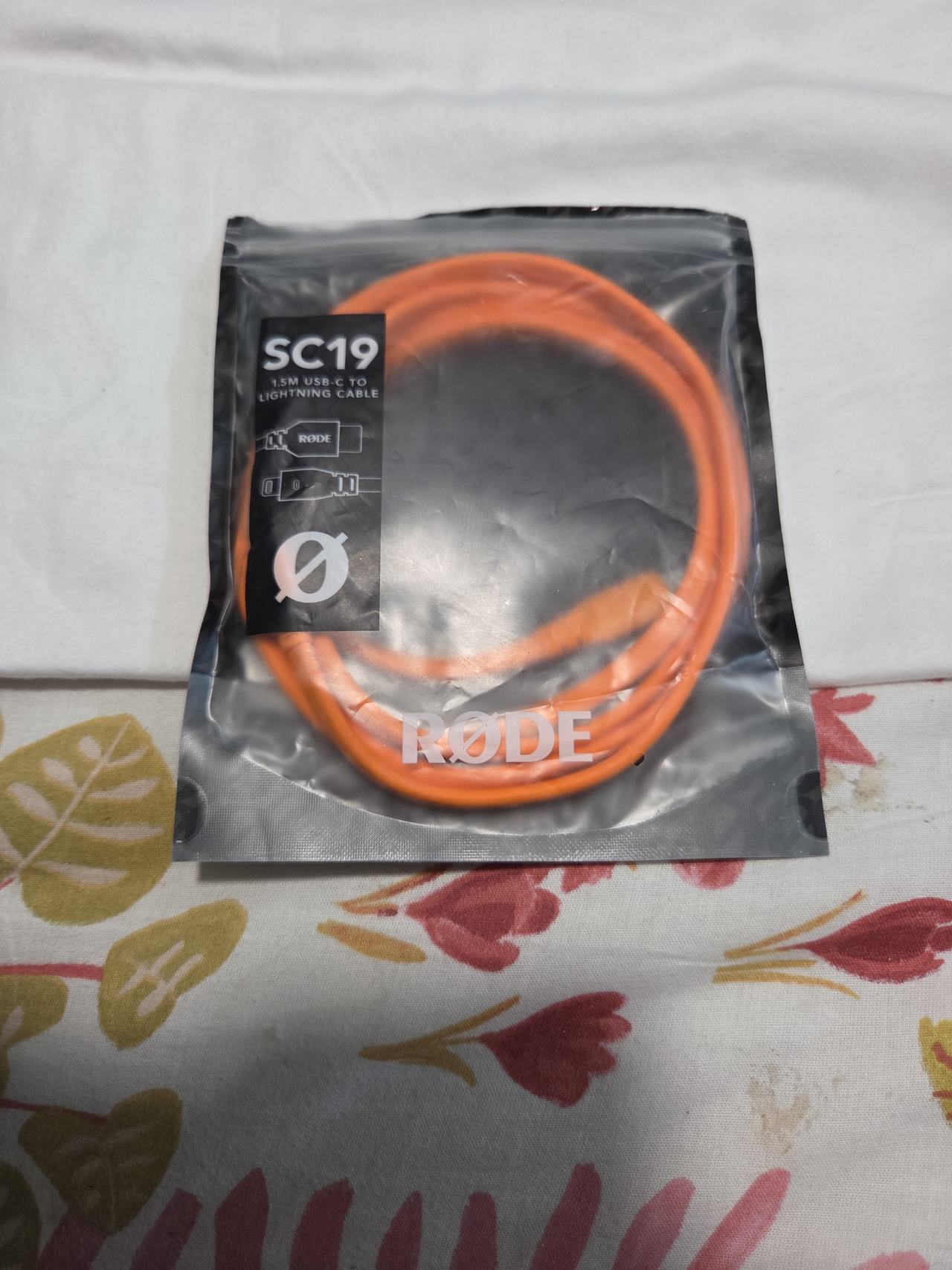 RØDE SC19 1.5m USB-C to Lightning Cable