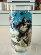 Vintage 1976 King Kong Movie Promotional Glass - Image 1
