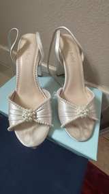 Bella Belle Abigail Pearl Block Heels - Image 3