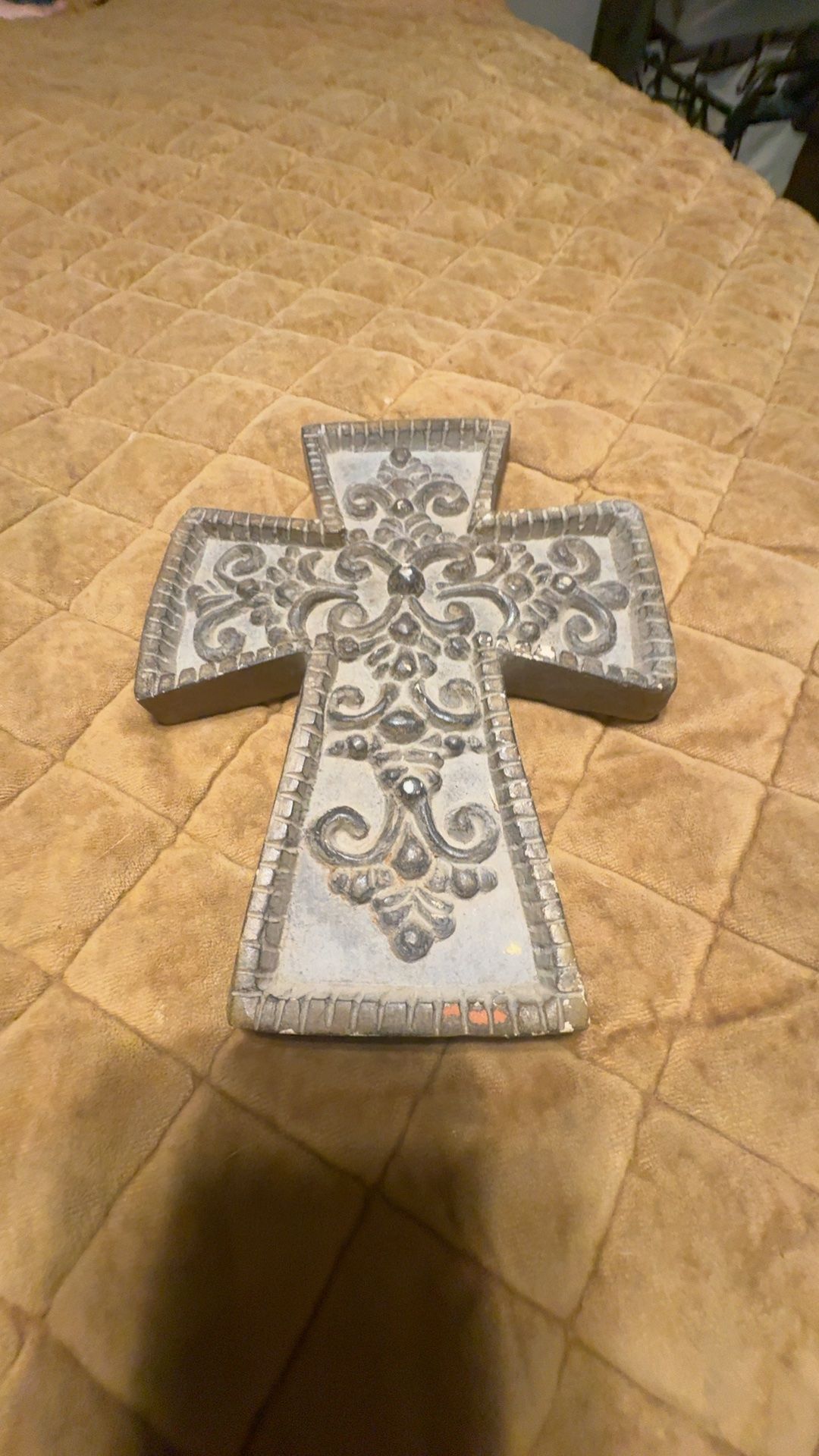 Vintage Rustic Distressed Wall Cross Crucifix