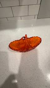 L.E. Smith Amberina Daisy and Button Glass Basket - Image 2