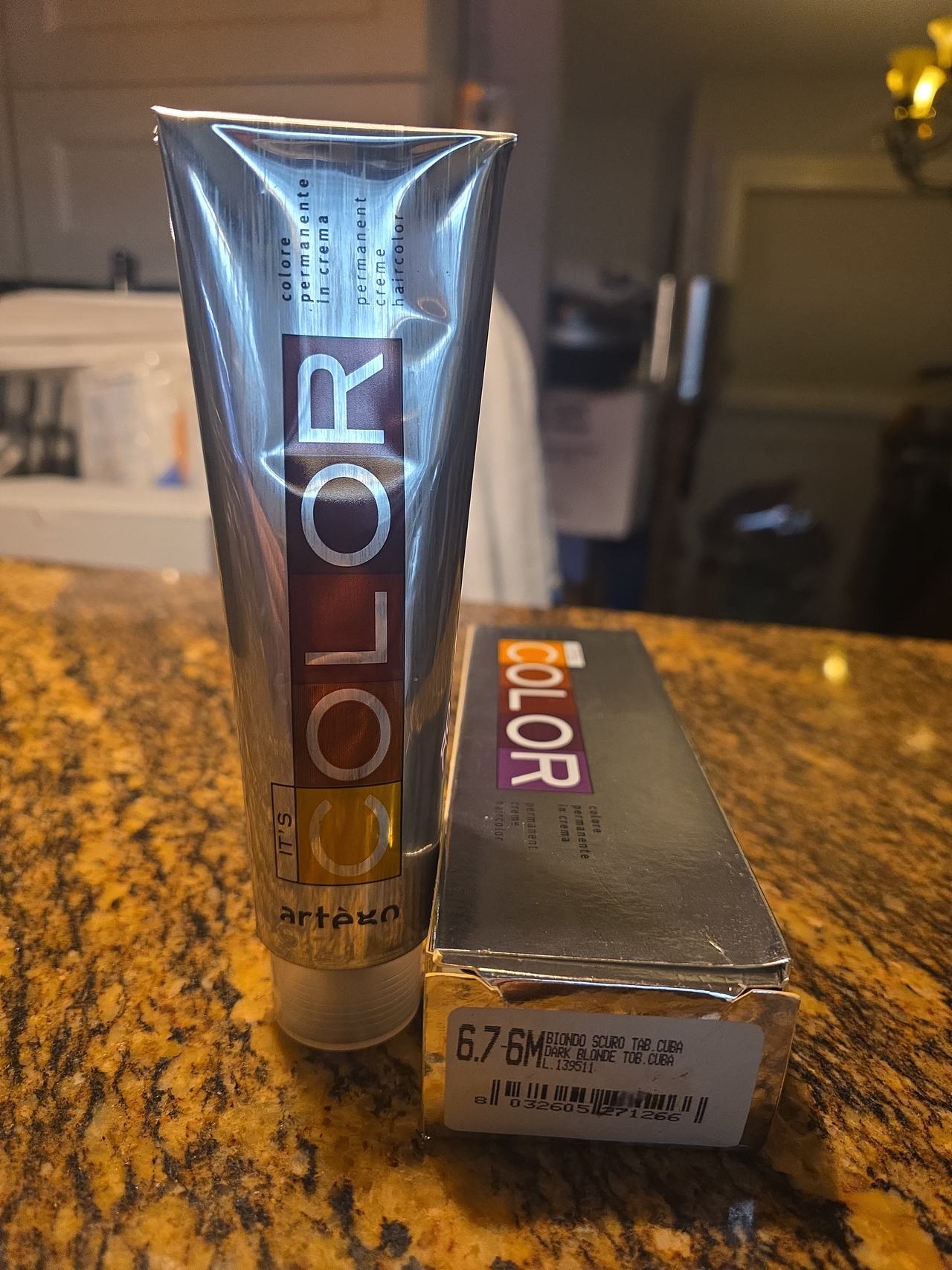 Artègo It's Color Permanent Cream Haircolor 6.7-6M Dark Blonde Tabacco Cuba