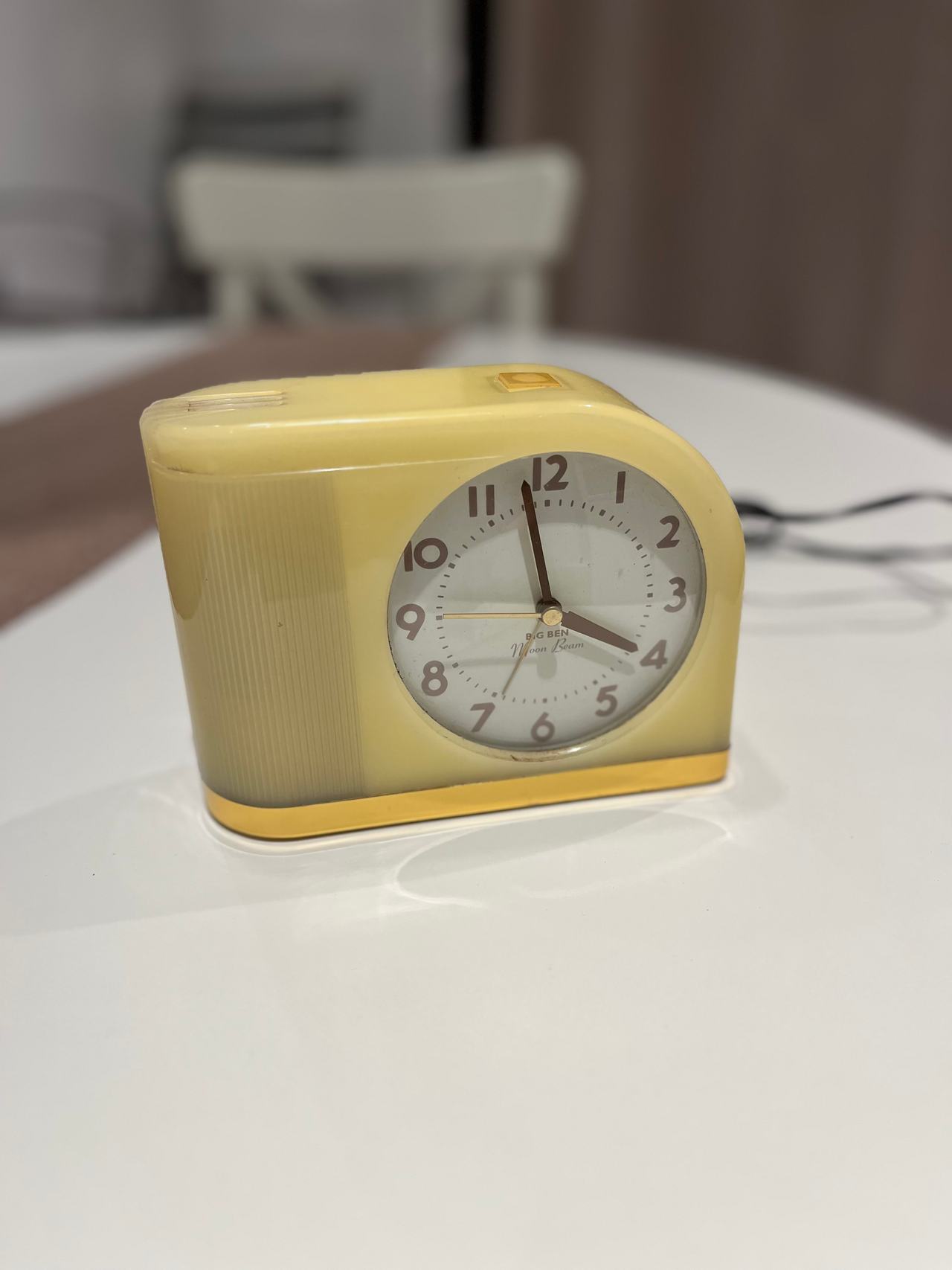 Westclox Big Ben Moon Beam Alarm Clock