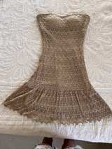 Caché Crocheted Gold Lace Strapless Dress with Removable Straps - Image 8