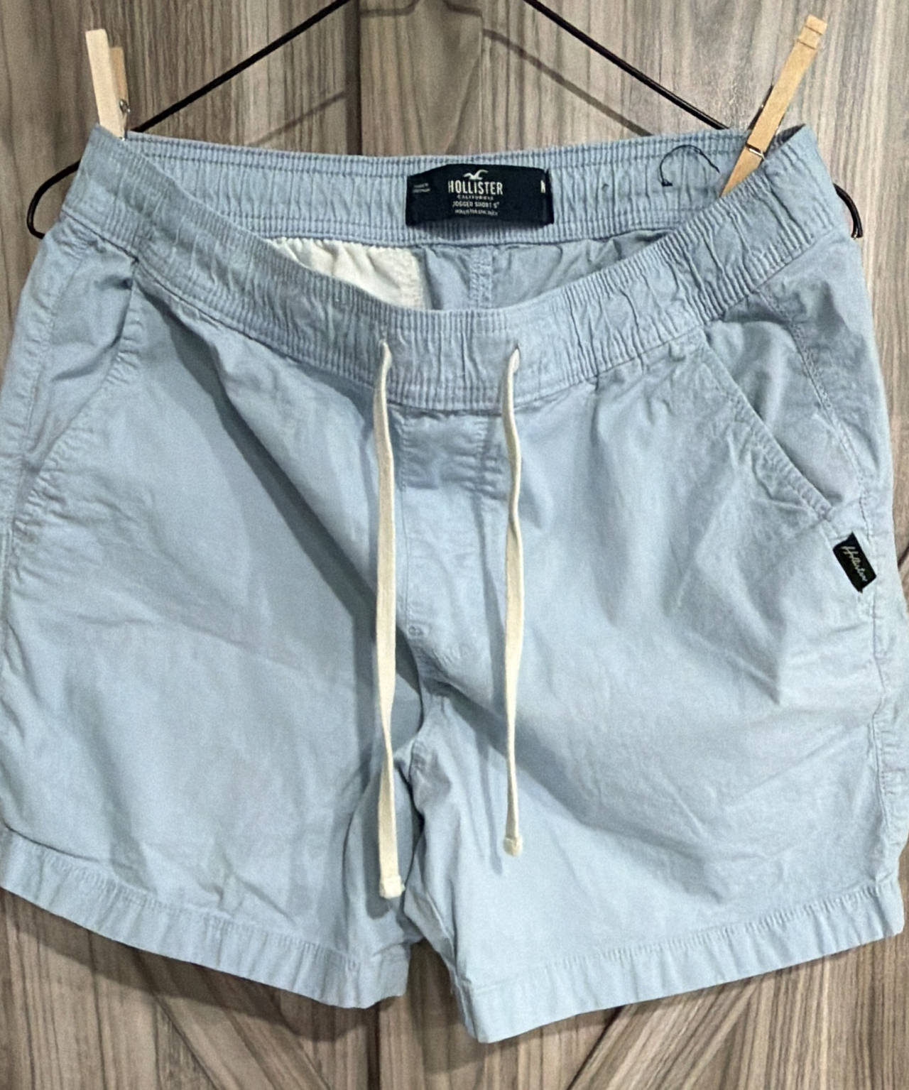 Medium Hollister Men's Jogger Short 6"