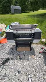 Epson Stylus Pro 7900 Wide-Format Inkjet Printer - Image 2