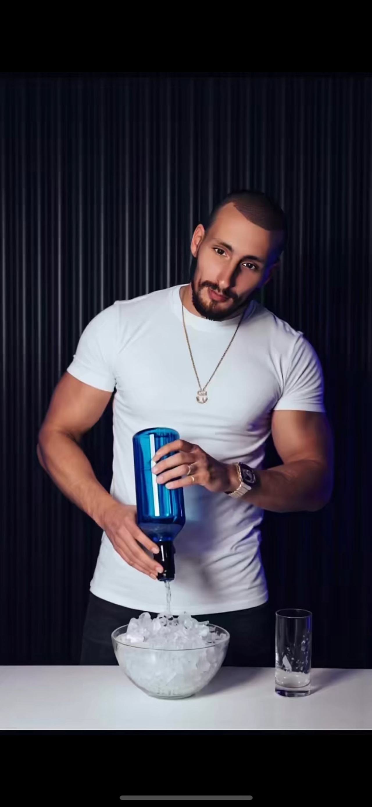 Soda siphon