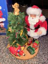 Kirkland Signature Fabric Mache Santa Figurine 11" - Image 2