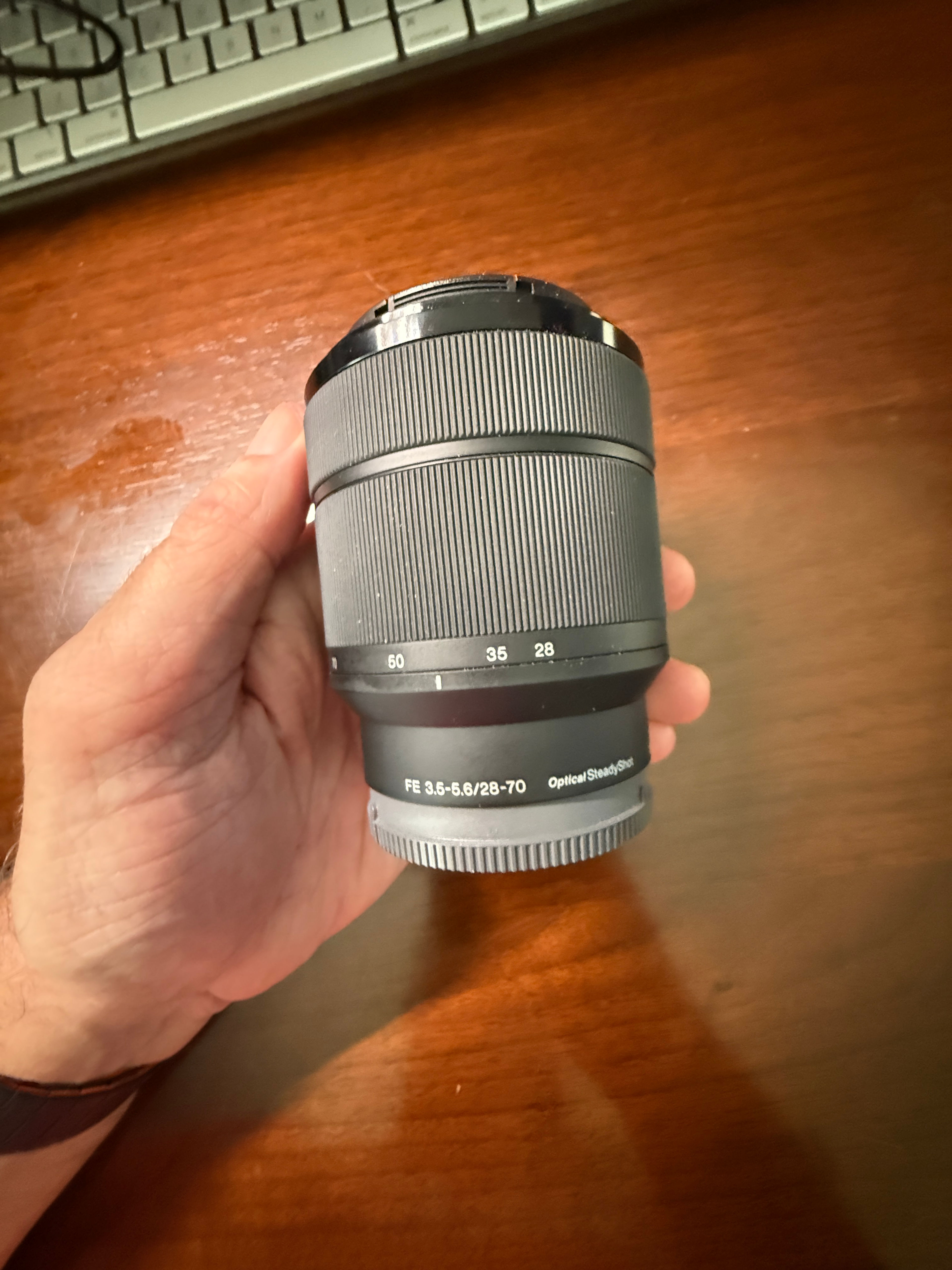 Sony FE 28-70mm f/3.5-5.6 OSS Lens