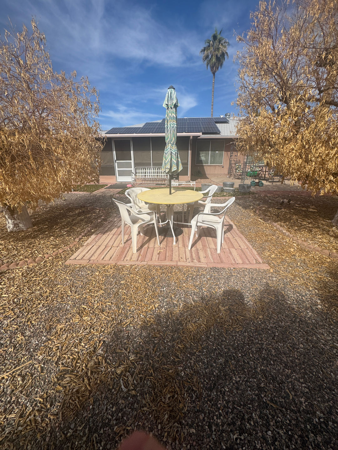 Outdoor Patio Table Set with Umbrella