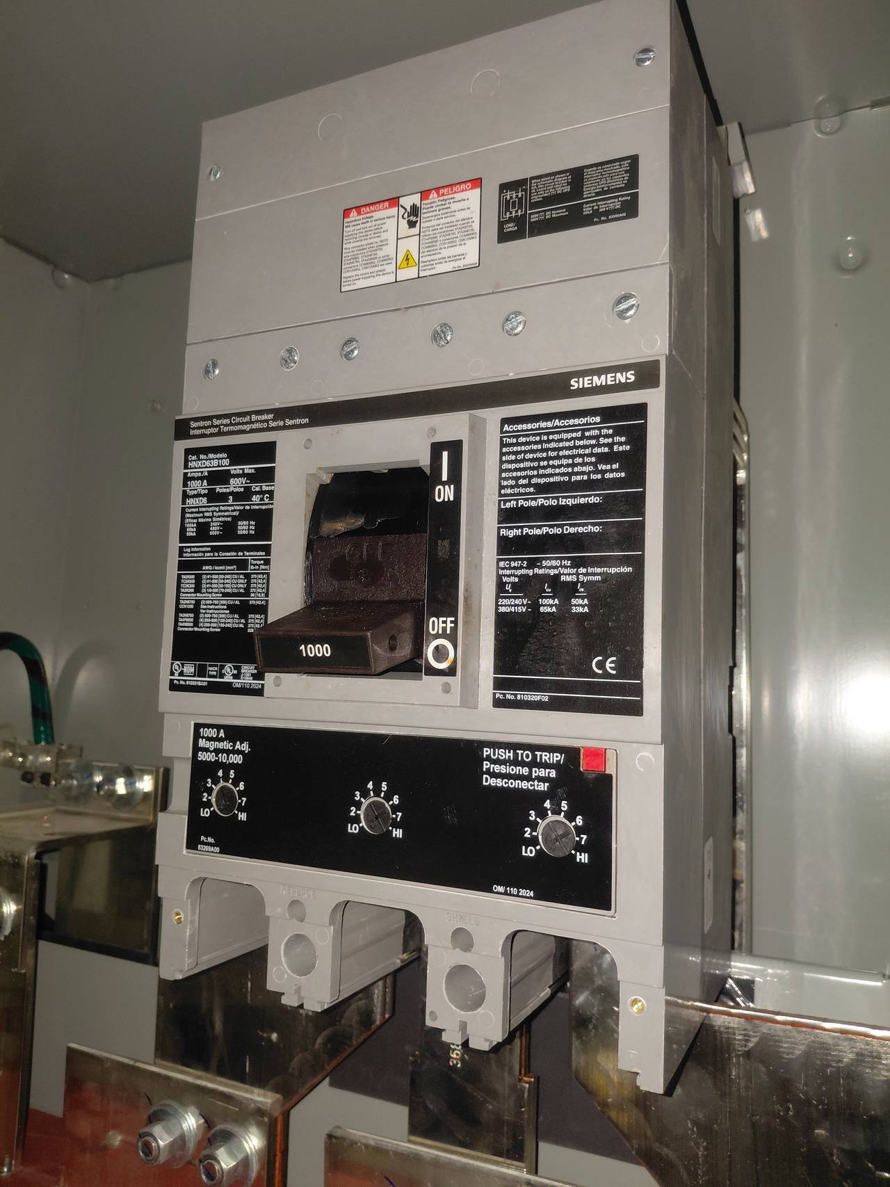 Siemens Sentron HMD6 1000A Circuit Breaker