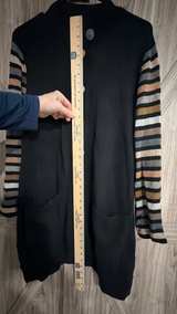 Medium Bob Mackie Wearable Art Black Knit Cardigan - Image 4