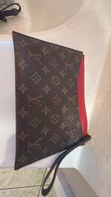 Louis Vuitton Neverfull Pouch Monogram Canvas - Image 2