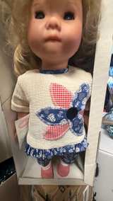Götz Artist Doll Blonde Curly Hair red white and blue in Box with accessory - Image 3