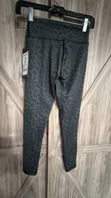 XS Vie Active Rockell Compression Leggings in Black Leopard NWT - Image 5