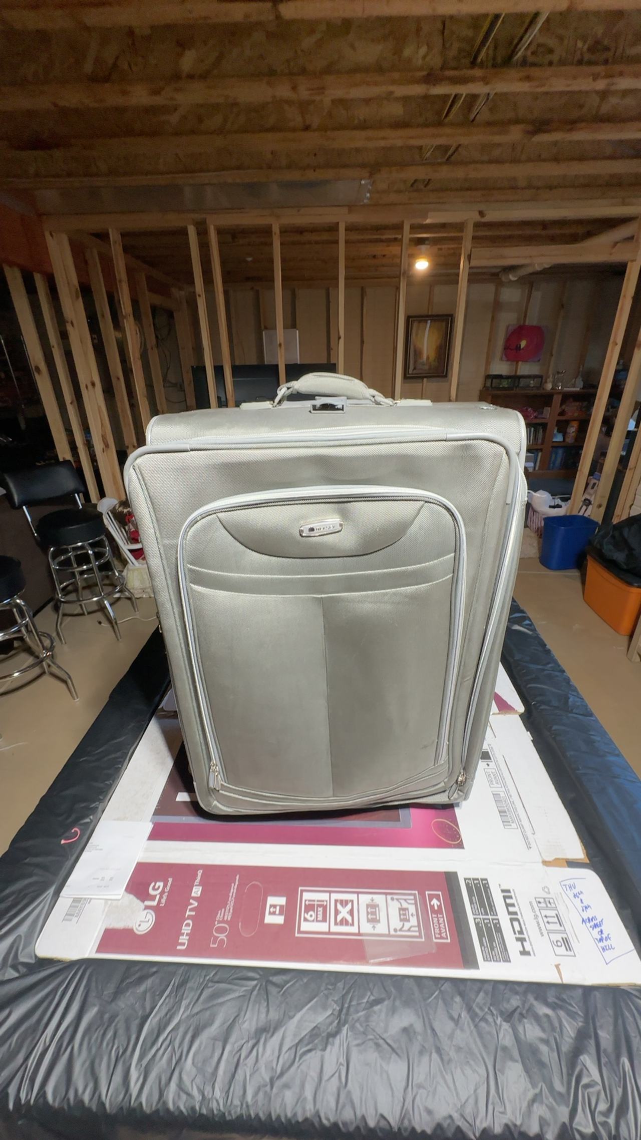 Delsey Expandable Bag 30x20