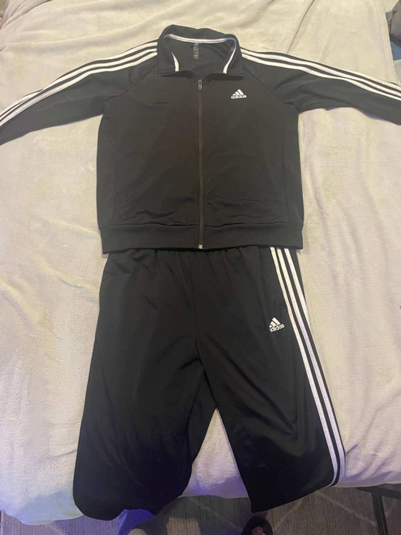 Adidas Essentials 3-Stripes Tracksuit Black/White - size XL - L