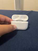 Apple AirPods Pro - Image 4