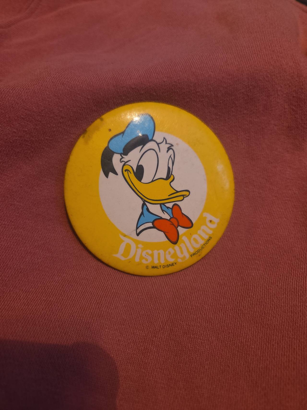 Vintage Disneyland Donald Duck Pin - Walt Disney Productions