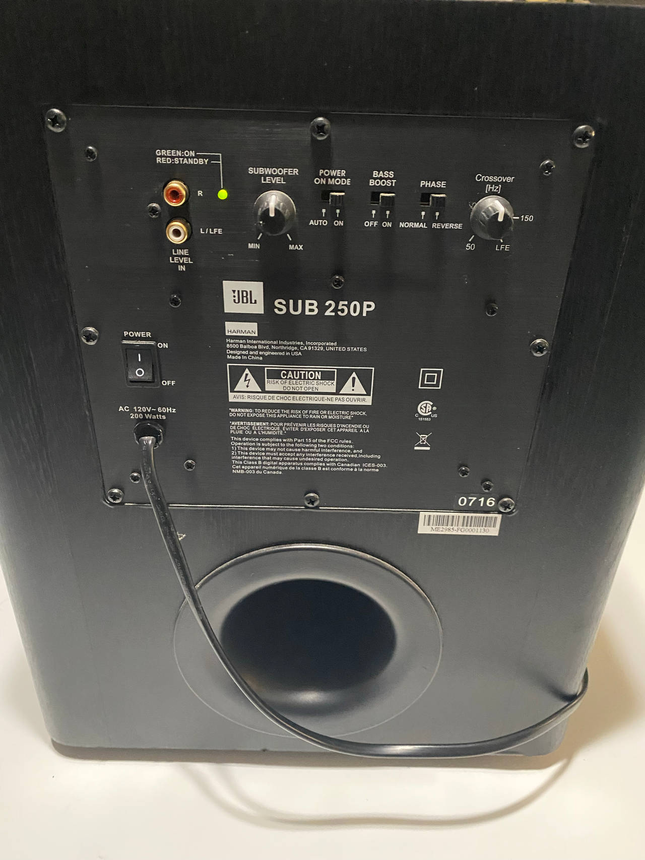 JBL SUB 250P 10" Powered Subwoofer