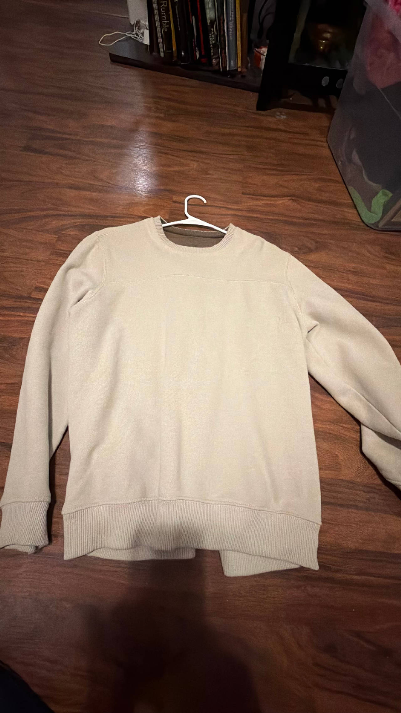 Arrow  Large Crew  Sweatshirt