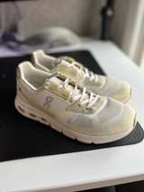 On Running Cloudrift Women's Ivory/Creme Sneakers - Image 6