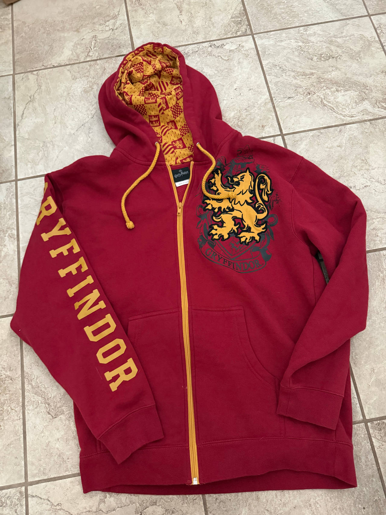 Harry Potter Gryffindor Crest Zip-Up Hoodie