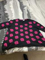 3 XL 4 XL Black Sweater with Pink Rose Print - Image 3