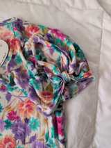 Vintage Floral Puff Sleeve Scoop Neck Top - Image 3
