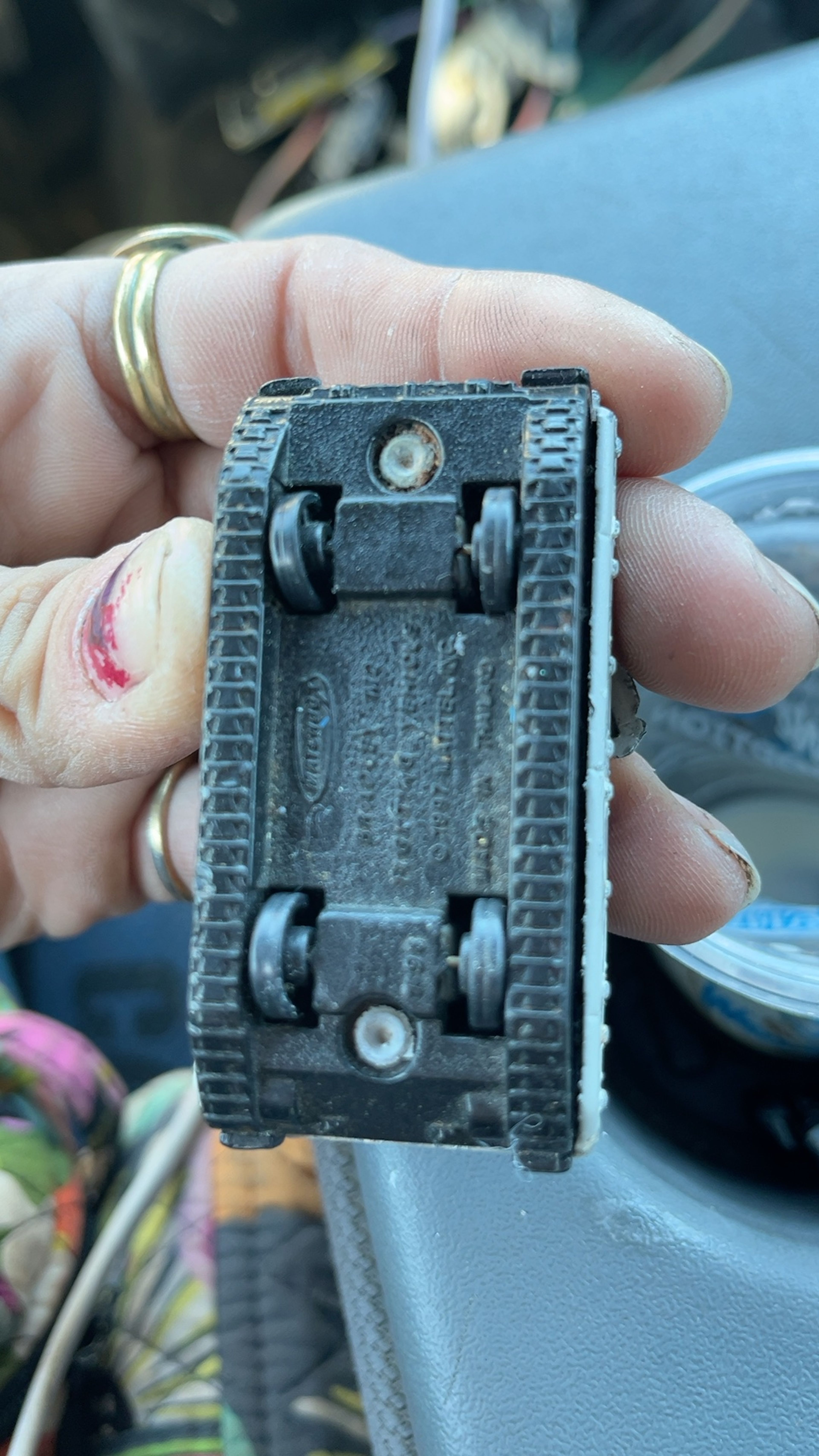 Matchbox M2 Bradley Tank Green Mountain Tiger - Image 3