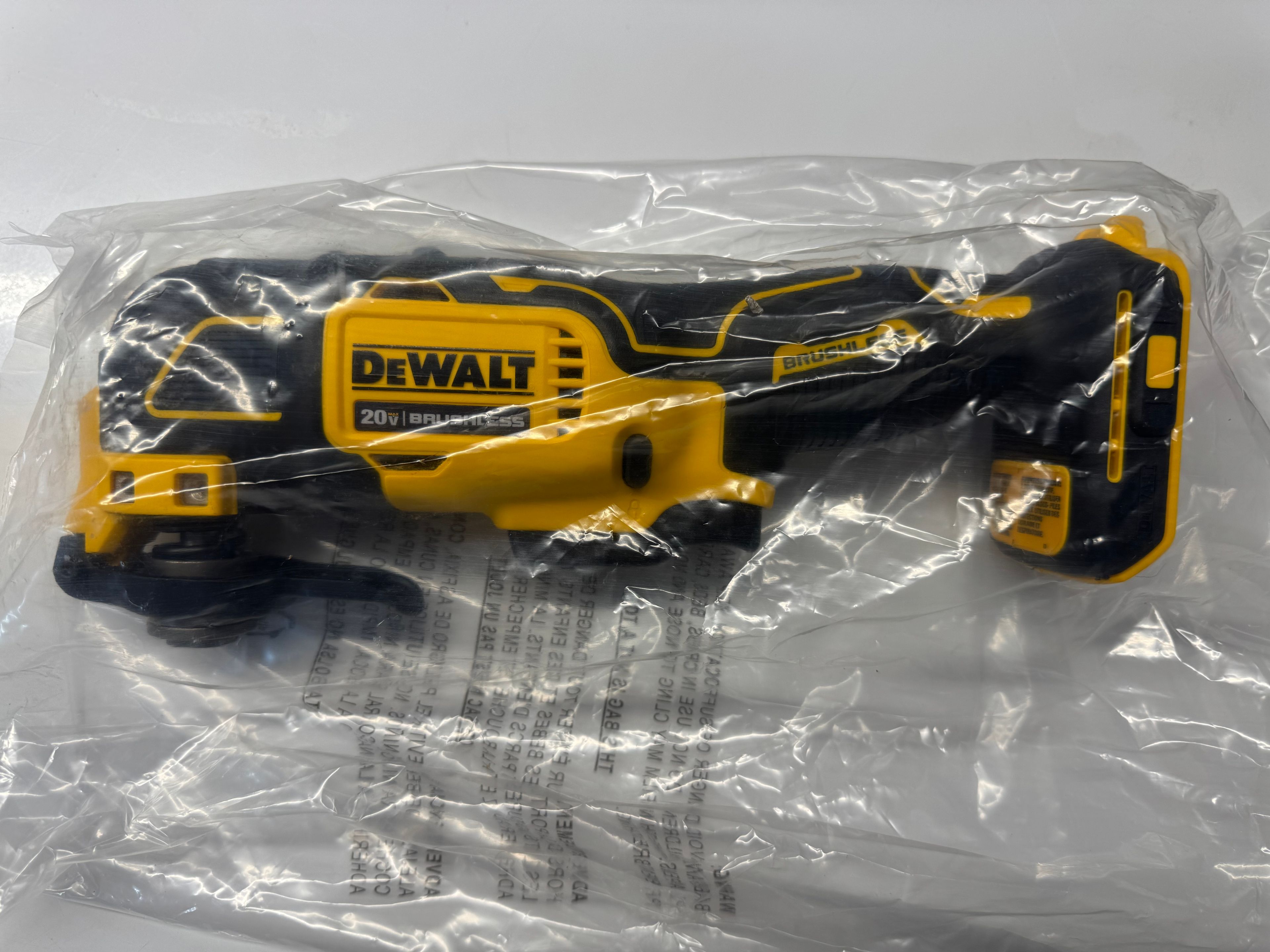 New DEWALT 20V MAX XR Brushless Oscillating Multi-Tool