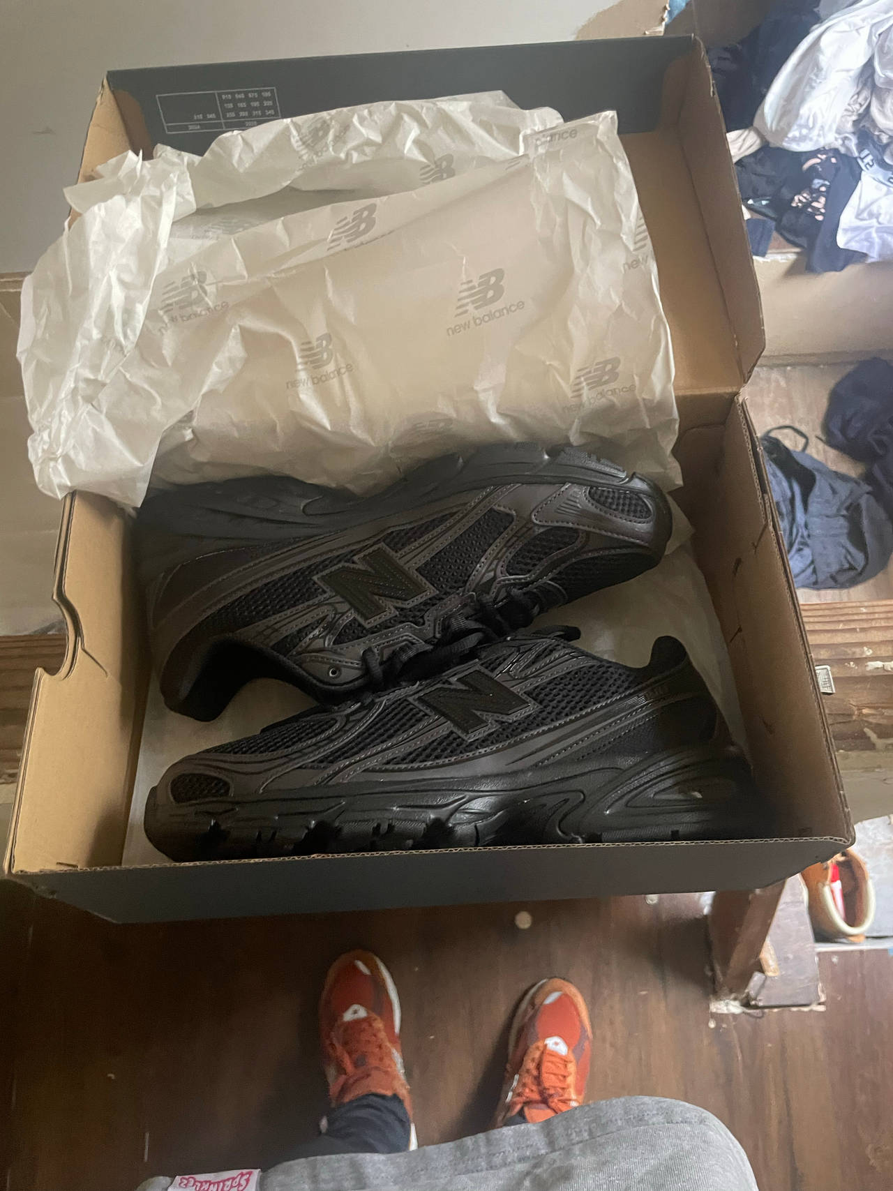 New Balance 2002R