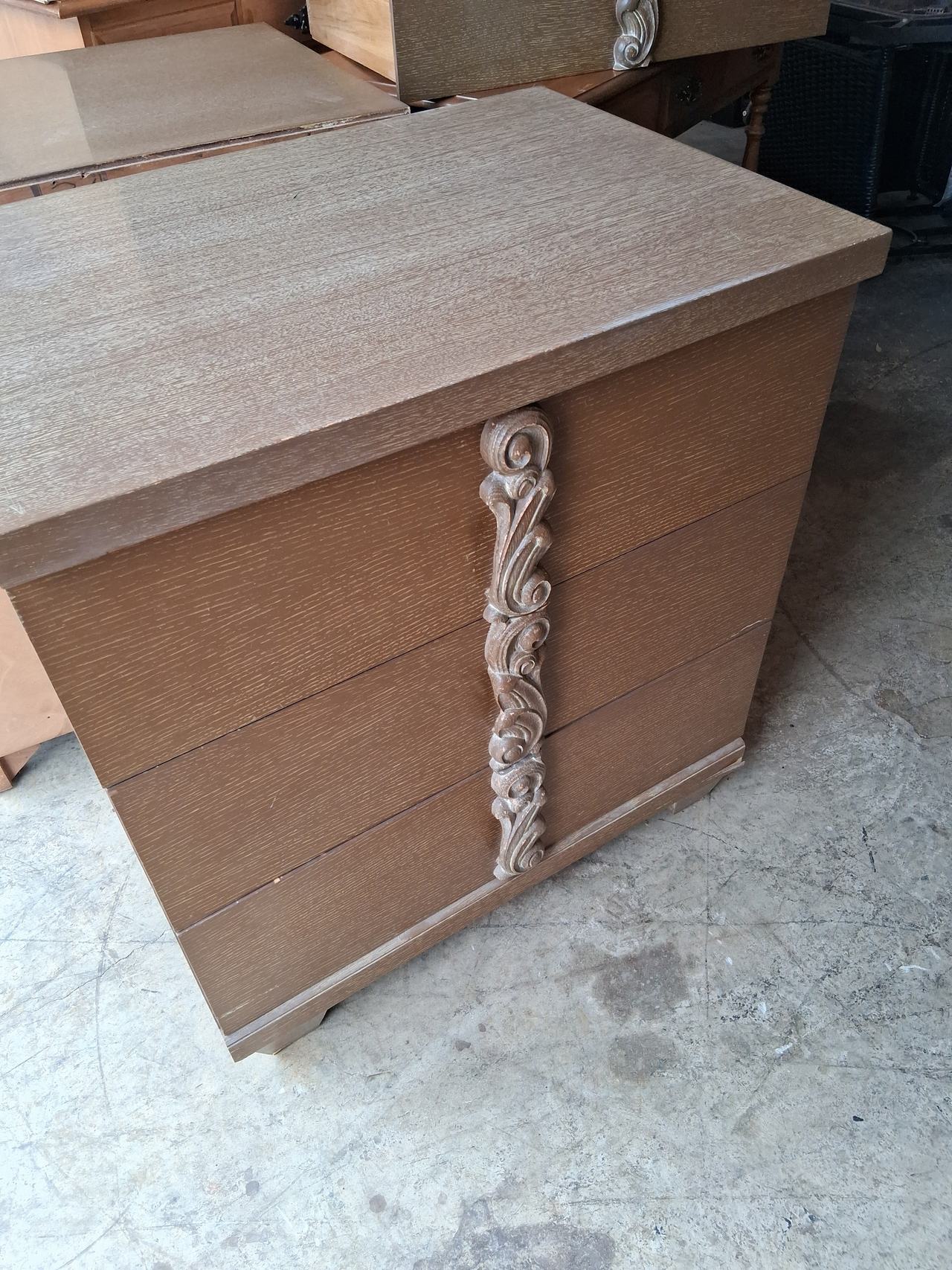2 Vintage 3-Drawer Nightstand with Scroll Detail
