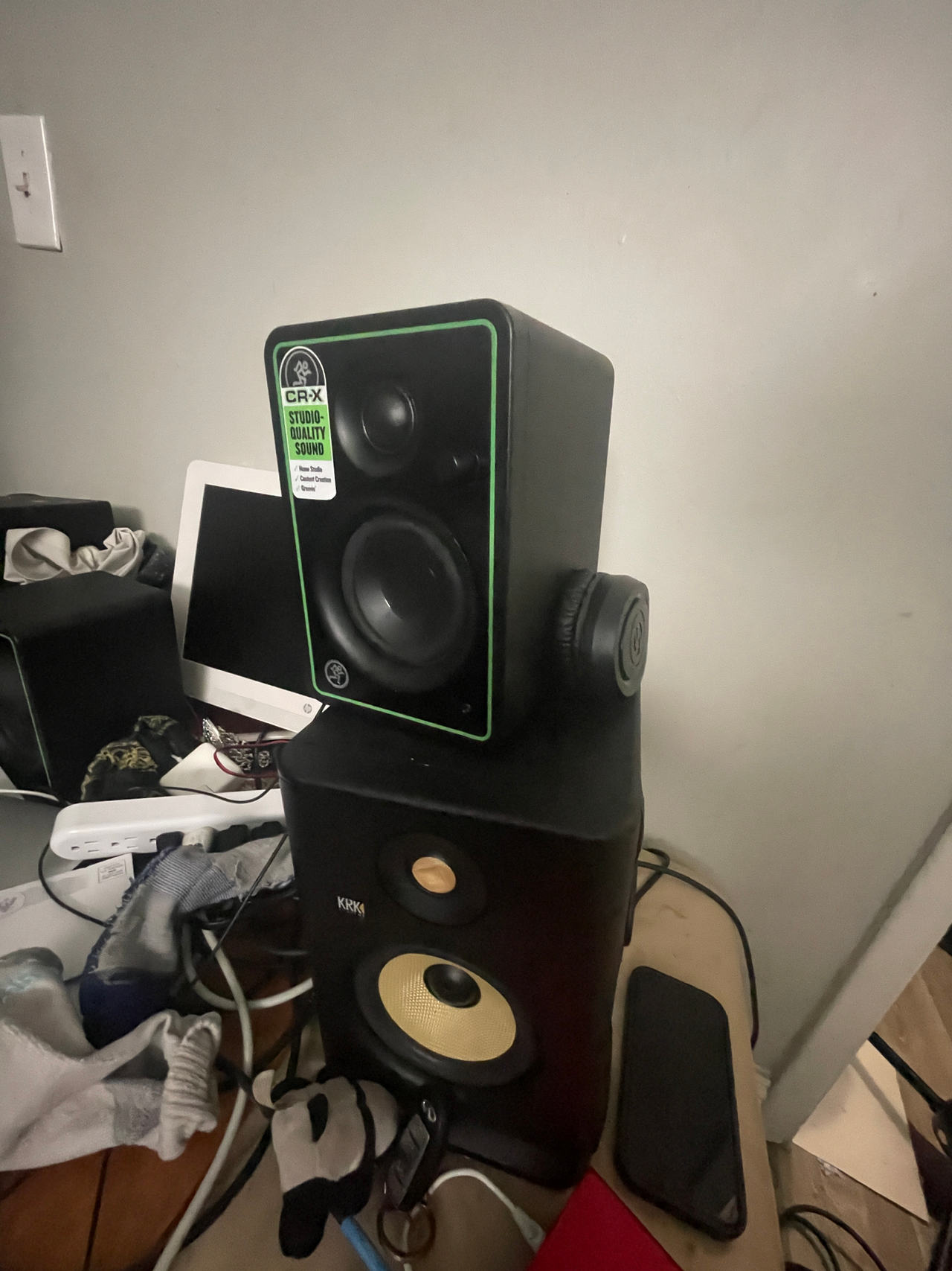 Mackie CR-X Series Multimedia Monitor