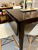 Dining table  - Image 2