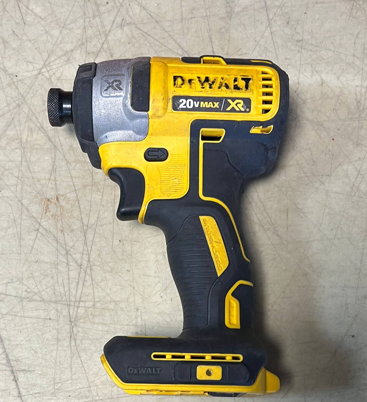DEWALT DCF887 20V MAX XR Brushless 1/4" Impact Driver