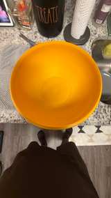 Tupperware Vintage Wonderlier Mixing Bowl with Lid - Image 2