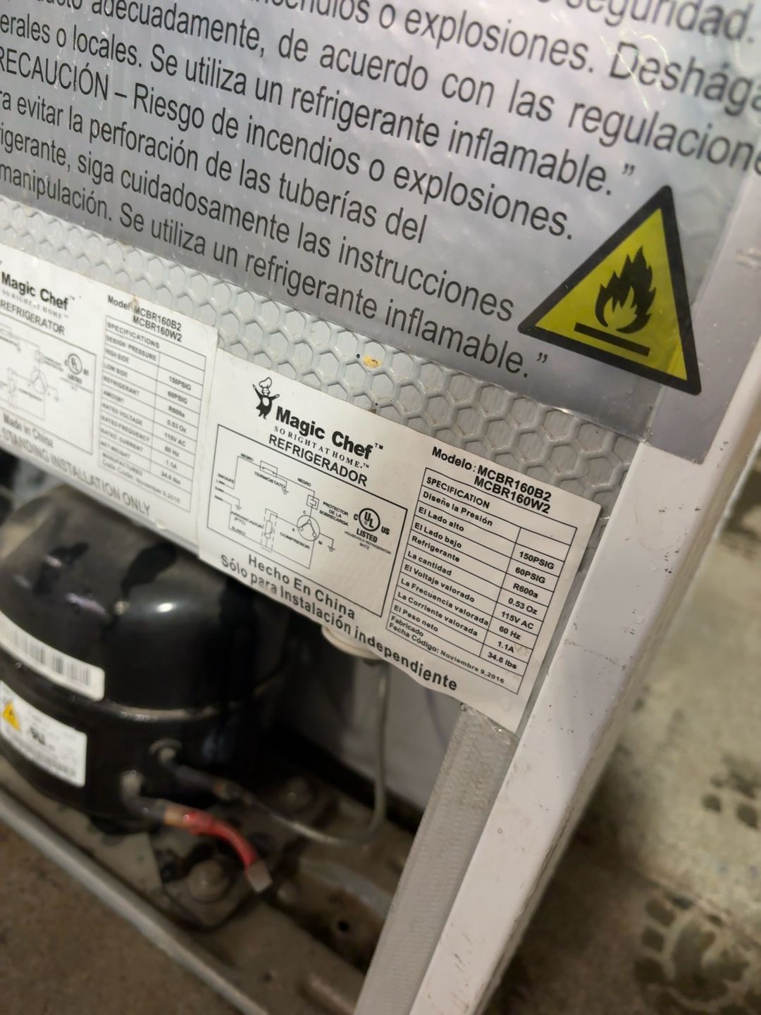 Magic Chef Black Mini Fridge 1.7 cu ft