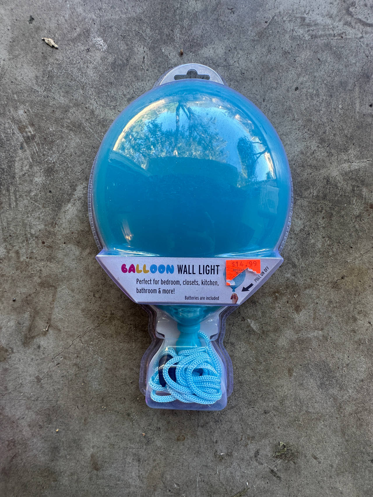 Balloon Wall Light