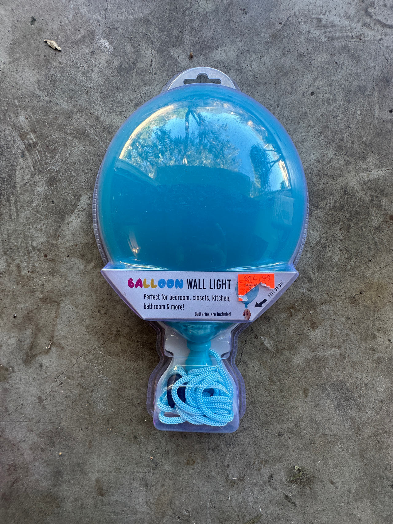Balloon Wall Light