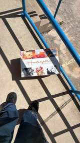 Husqvarna Viking Huskystar Sewing Machine - Image 1