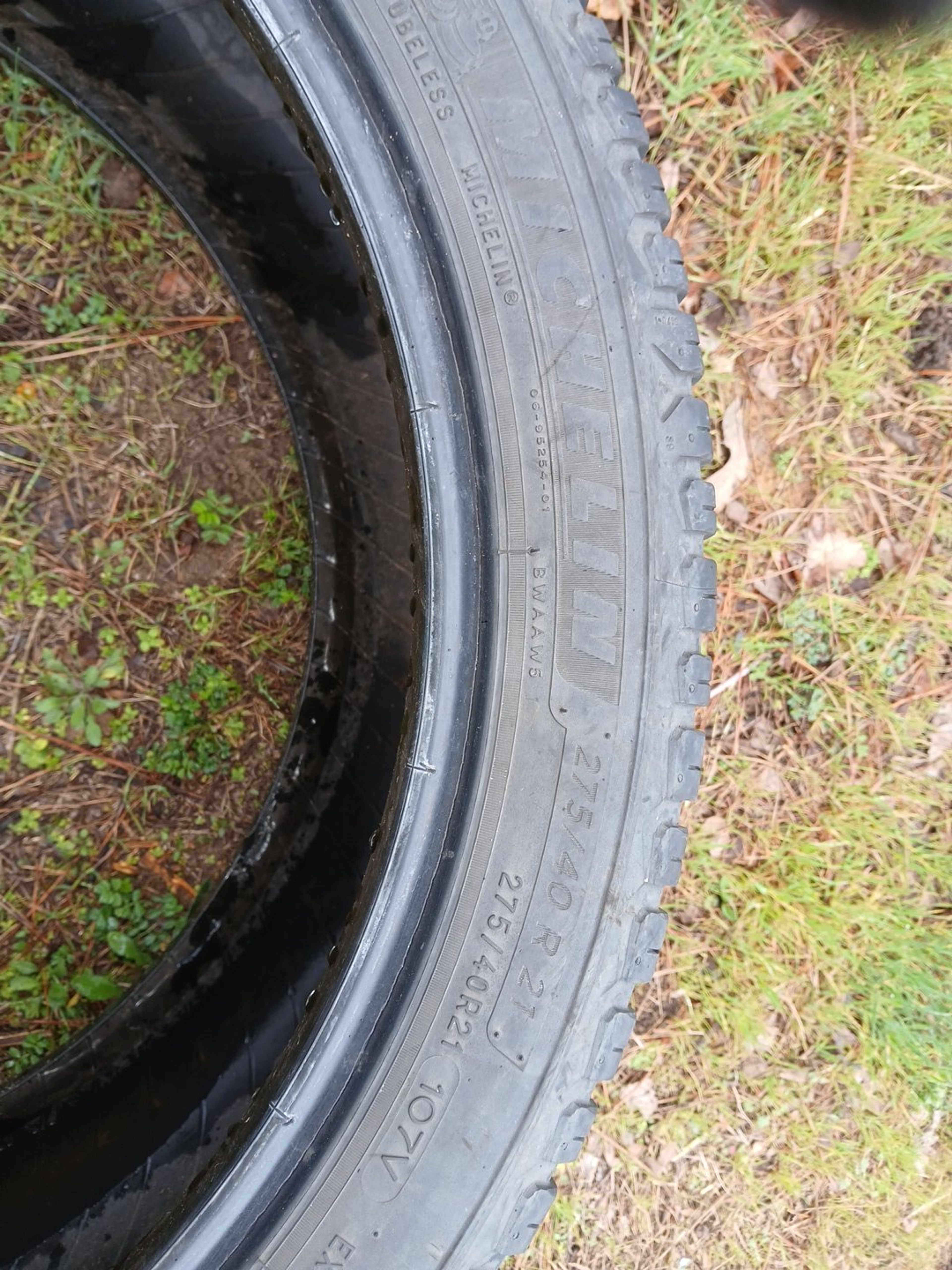 Michelin Latitude Alpin LA2 275/40R21 107V Tire