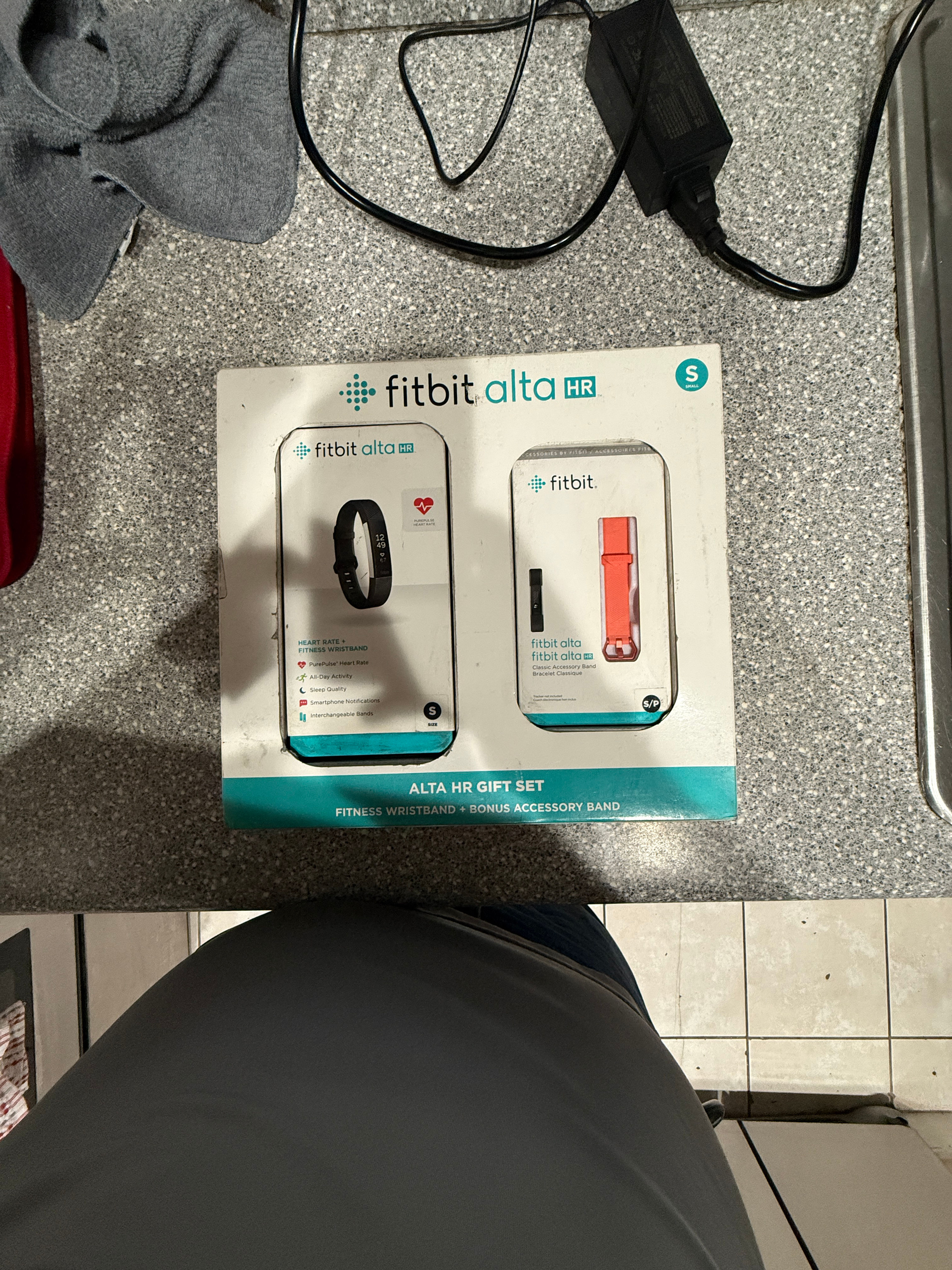 Fitbit Alta HR Gift Set with Bonus Band