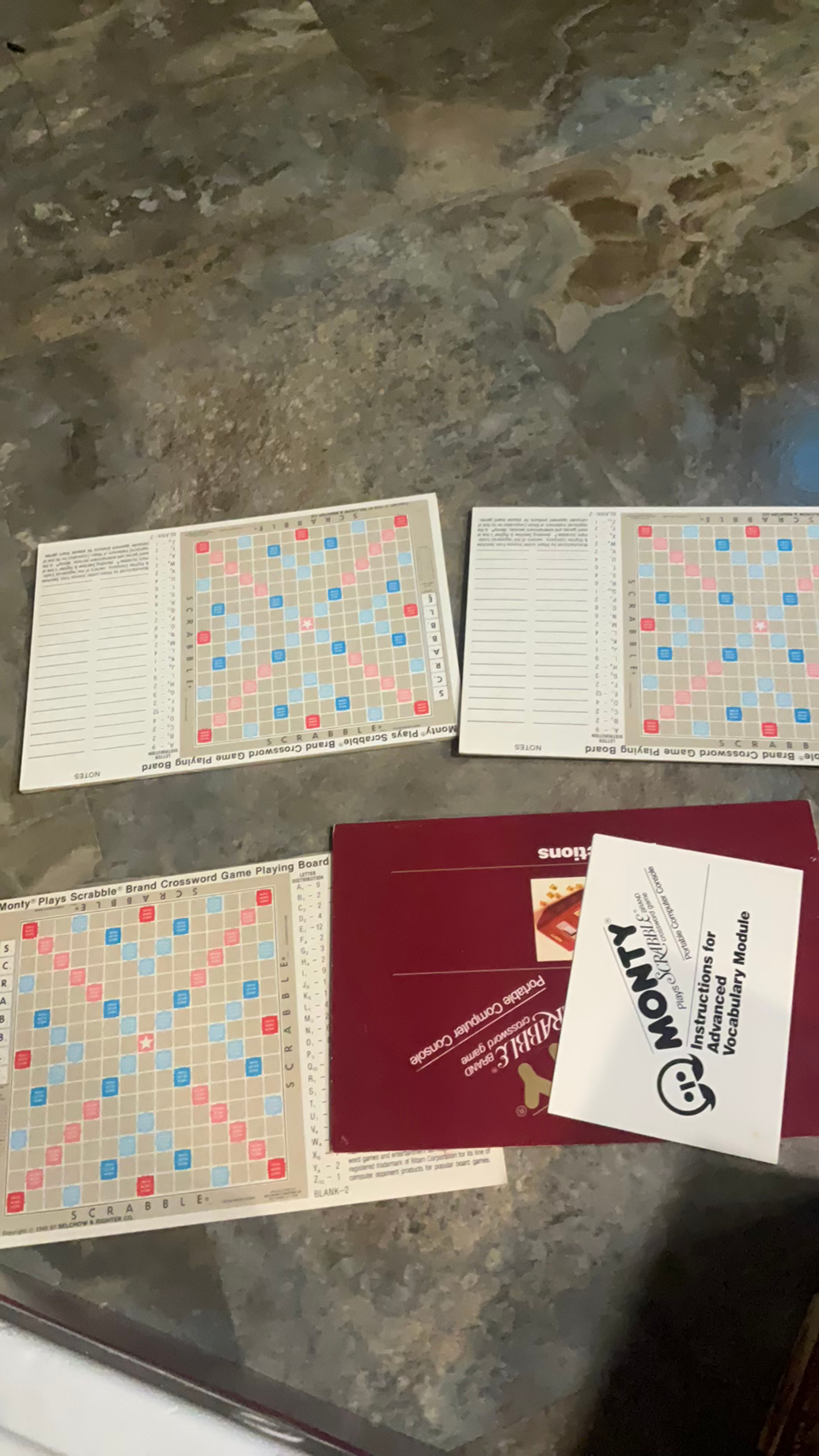 Coleco Monty Plays Scrabble Handheld Game - Image 3