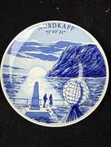 Royal Copenhagen Royal Yacht Dannebrog Plate - Image 1