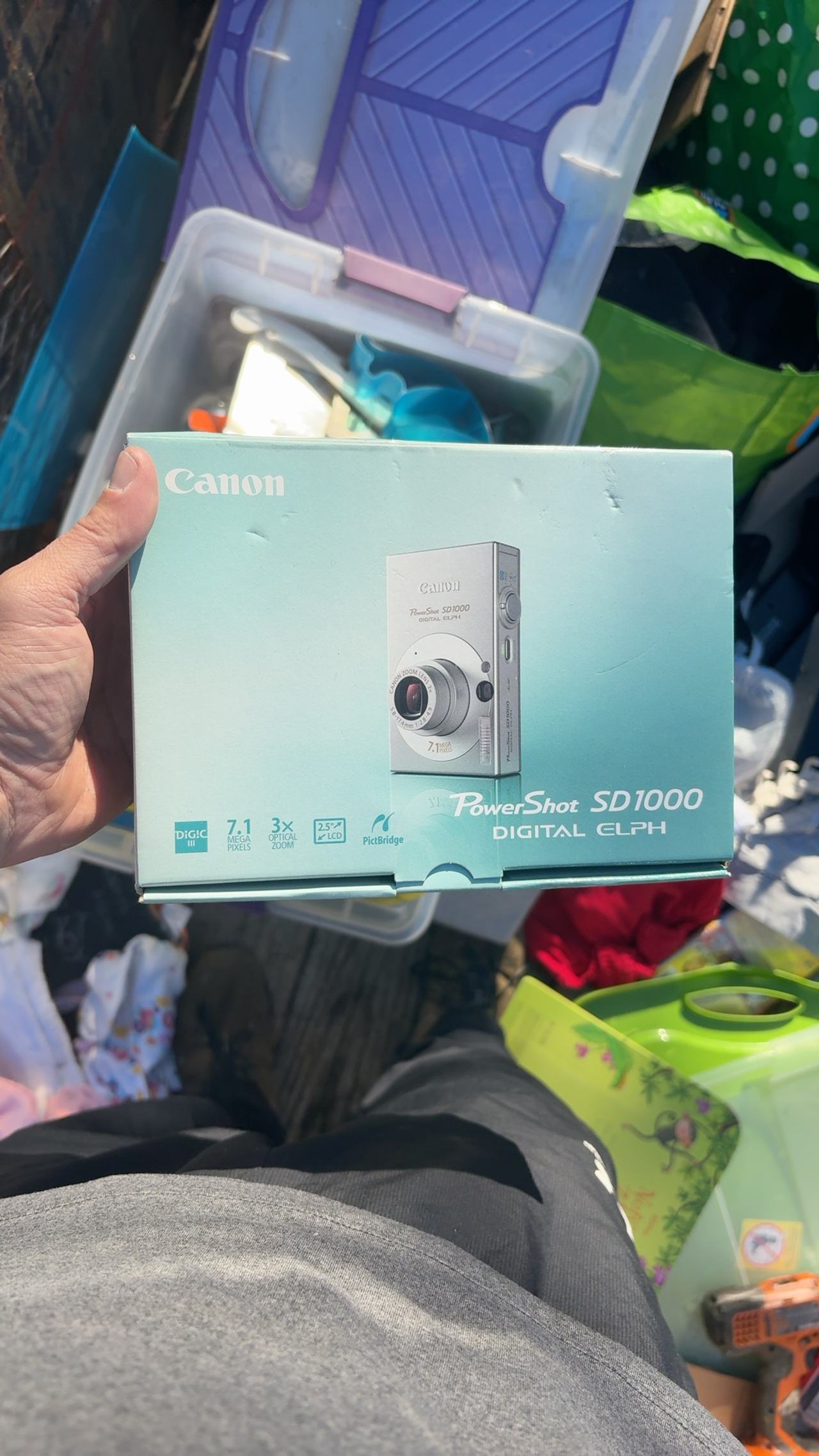 Canon PowerShot SD1000 Silver Compact Digital Camera
